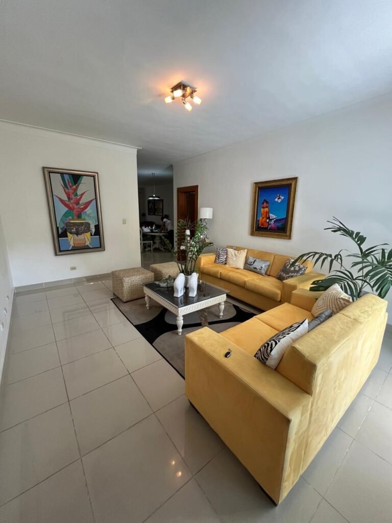 Exclusivo Apartamento de Lujo con Terraza, Patio y Piscina en Cerros de Gurabo