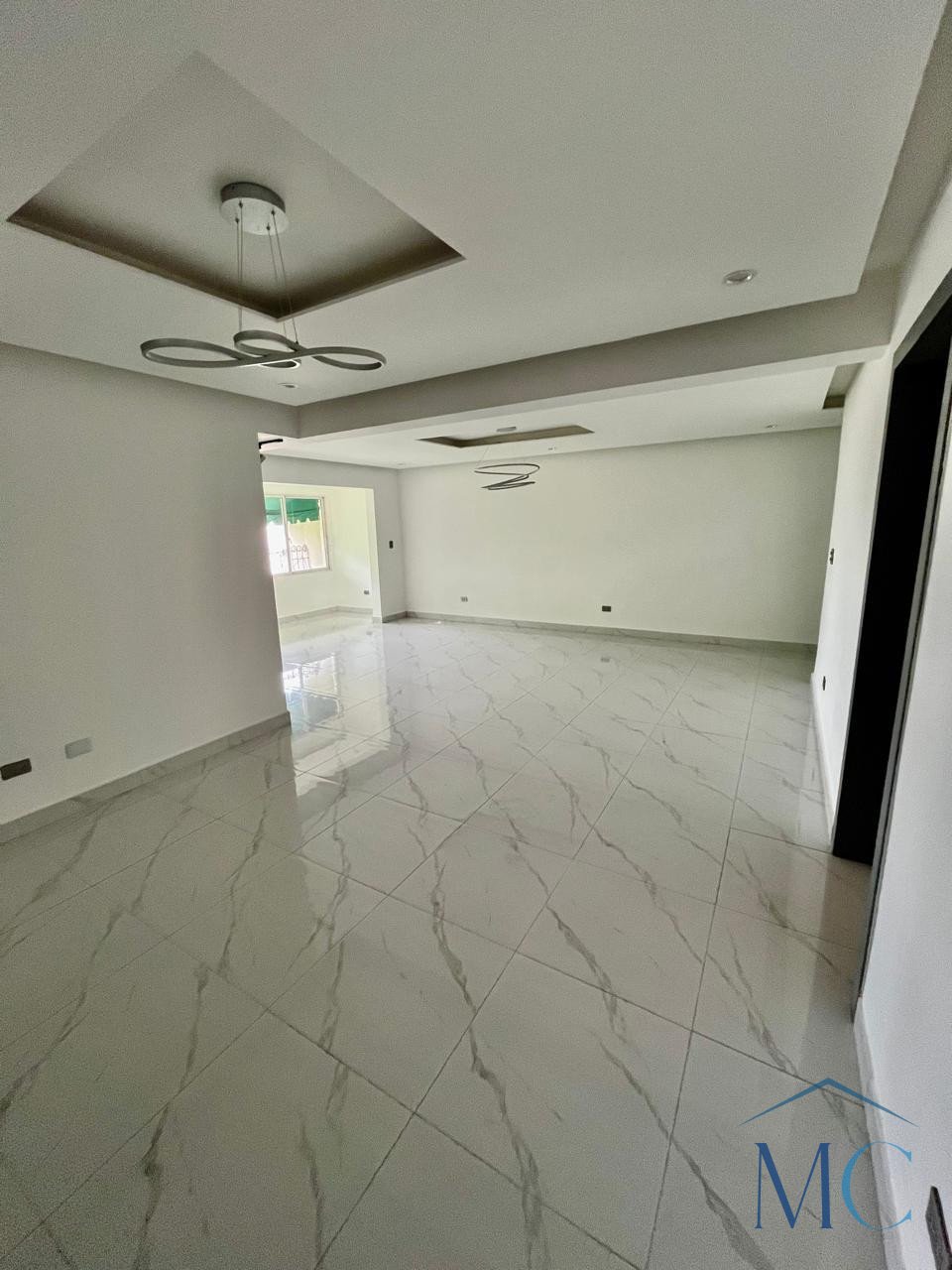 Amplio Apartamento de 3 Habitaciones en Rincón Largo Cercano a PUCMM - Foto 3