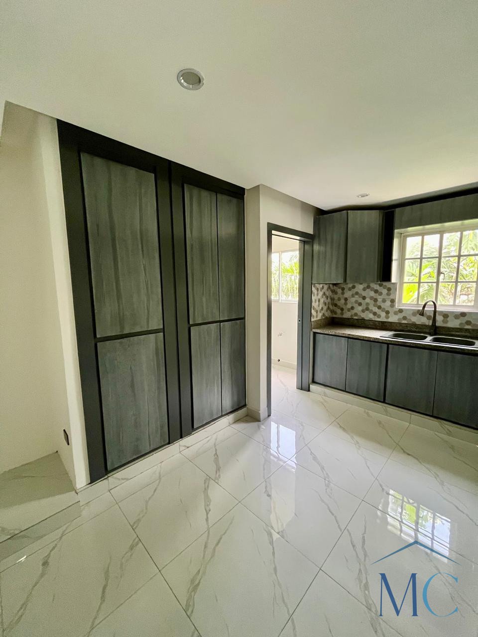 Amplio Apartamento de 3 Habitaciones en Rincón Largo Cercano a PUCMM - Foto 5