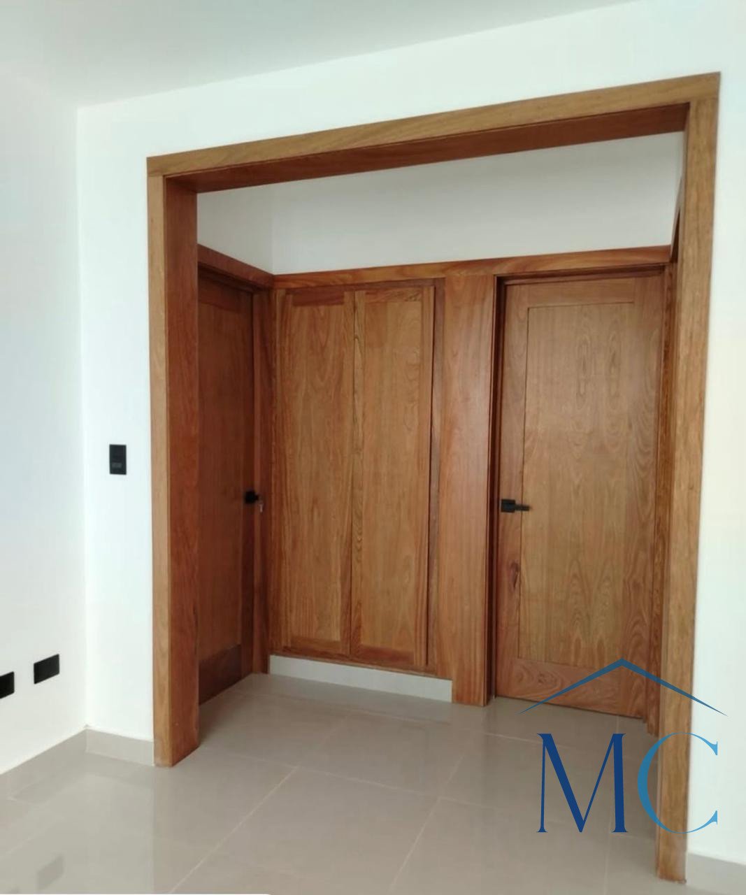 Acogedor Apartamento de 2 Habitaciones con Patio y Terraza Privada - Foto 10